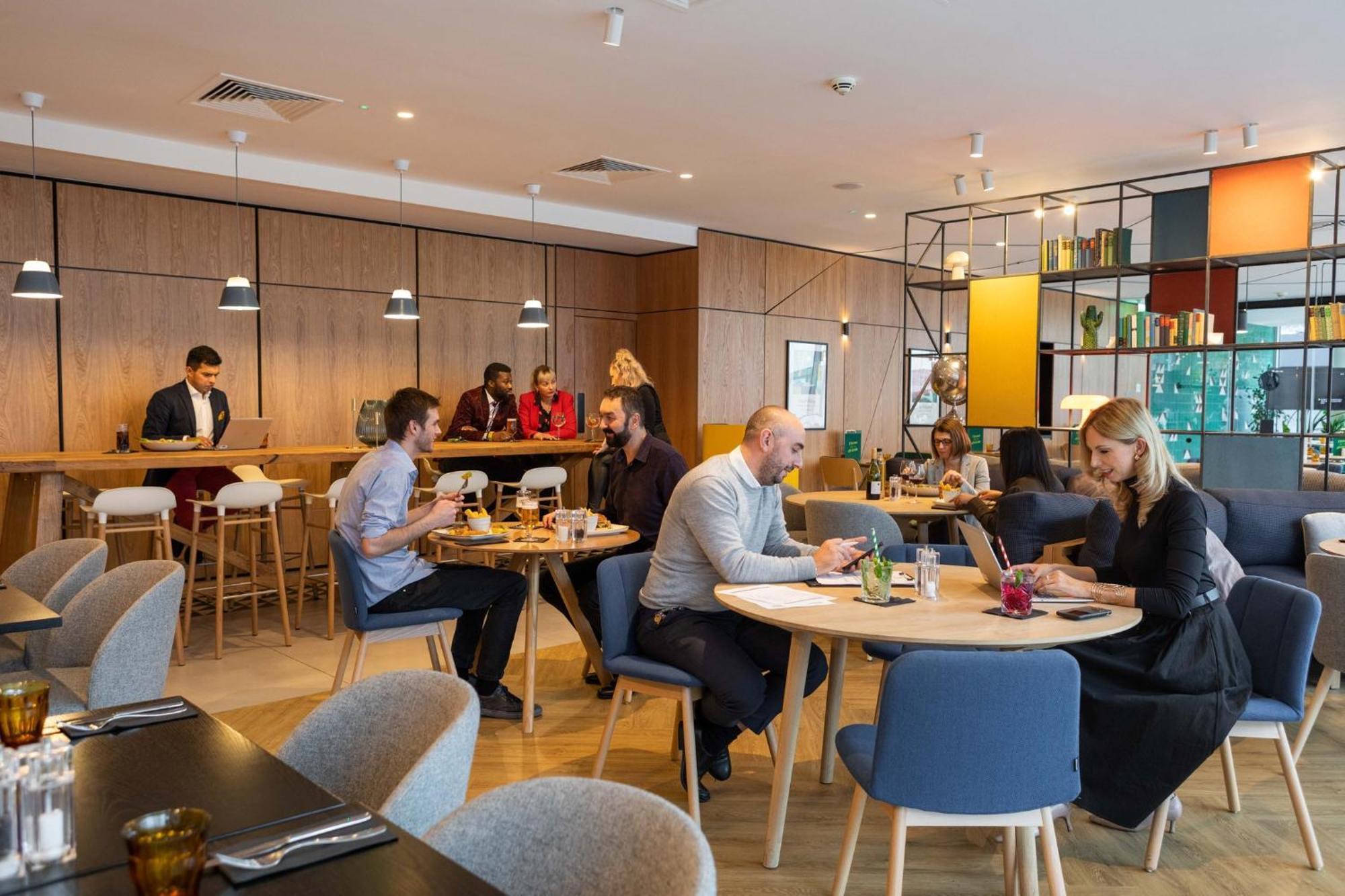 Holiday Inn London - Whitechapel By Ihg Екстер'єр фото